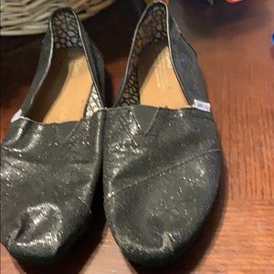 Toms are little worn out at the bottom